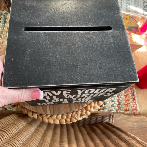 Black and white well wishes cards and box for wedding. Really cute and memorable - Picture 4 of 7